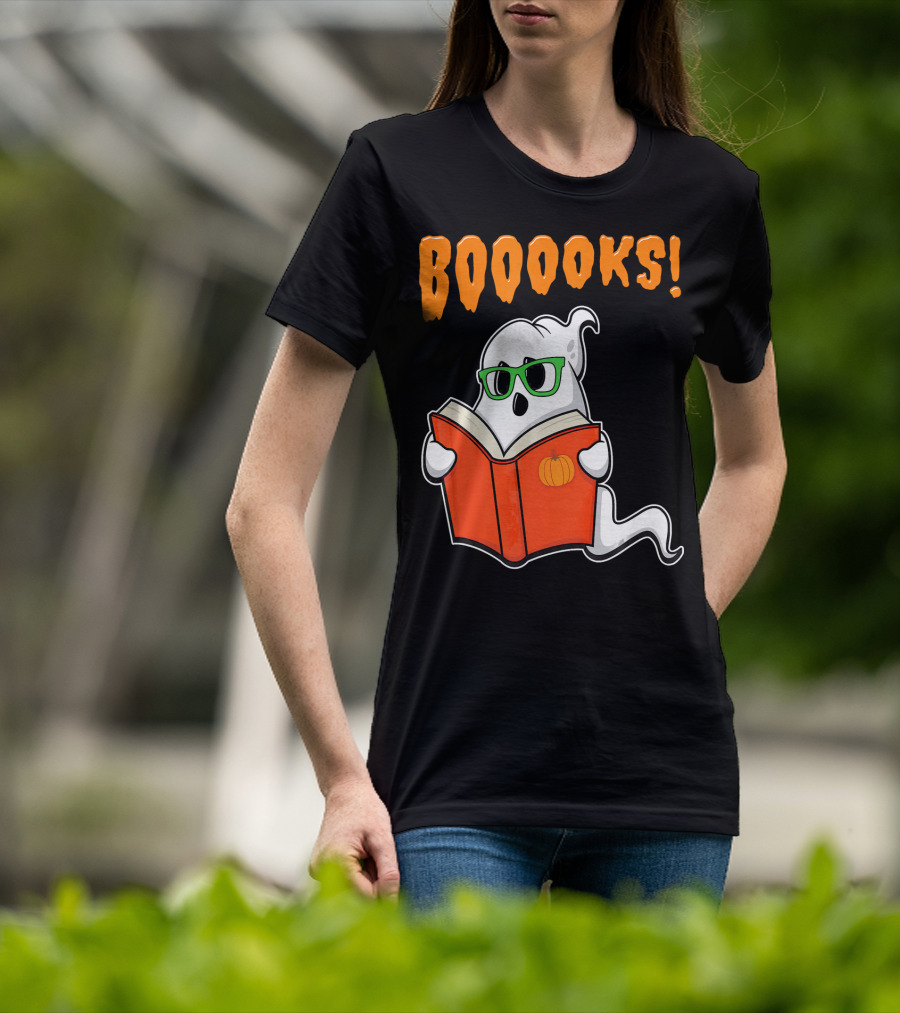 Booooks Ghost With Green Glasses And Pumpkin Book Funny Teacher Halloween T-Shirt