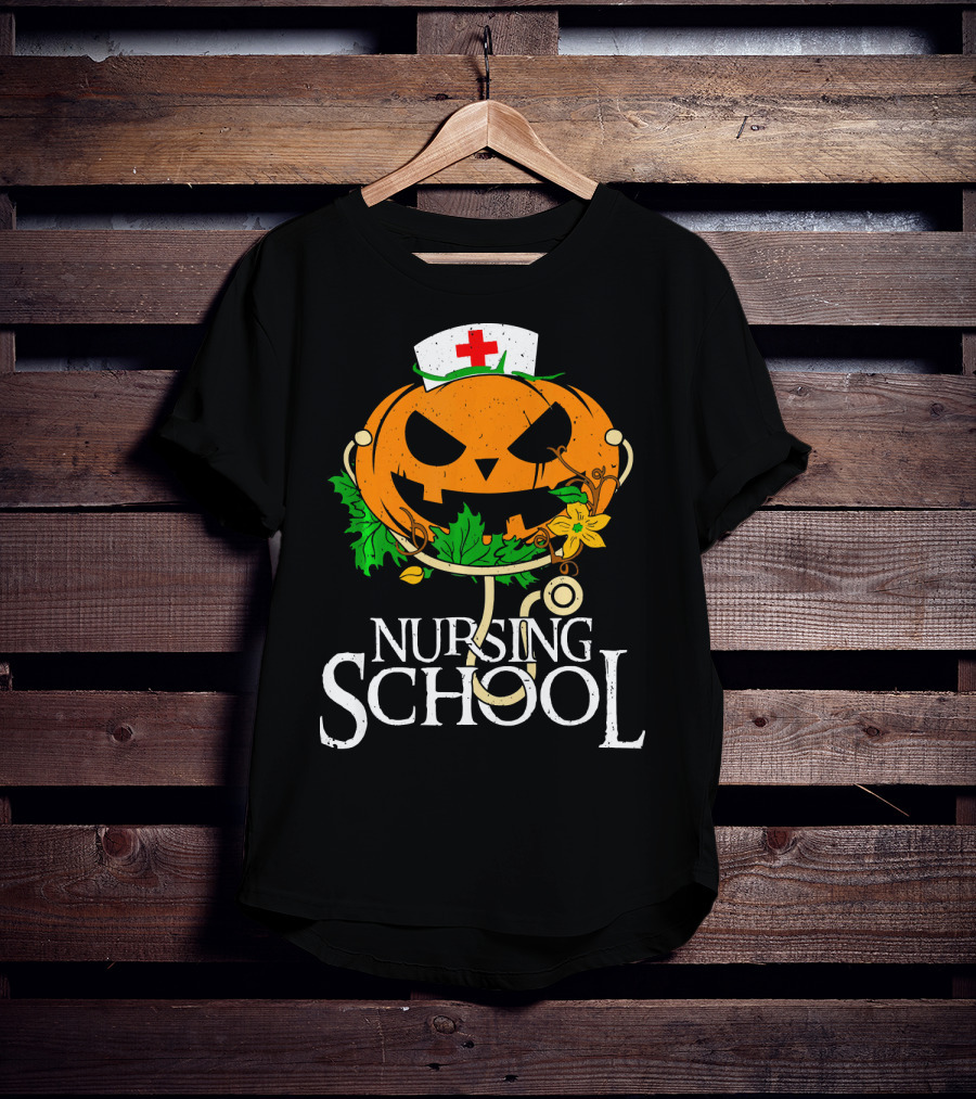 Nursing School Pumpkin With Stethoscope And Nurse Hat Jack-o'-Lantern T-Shirt