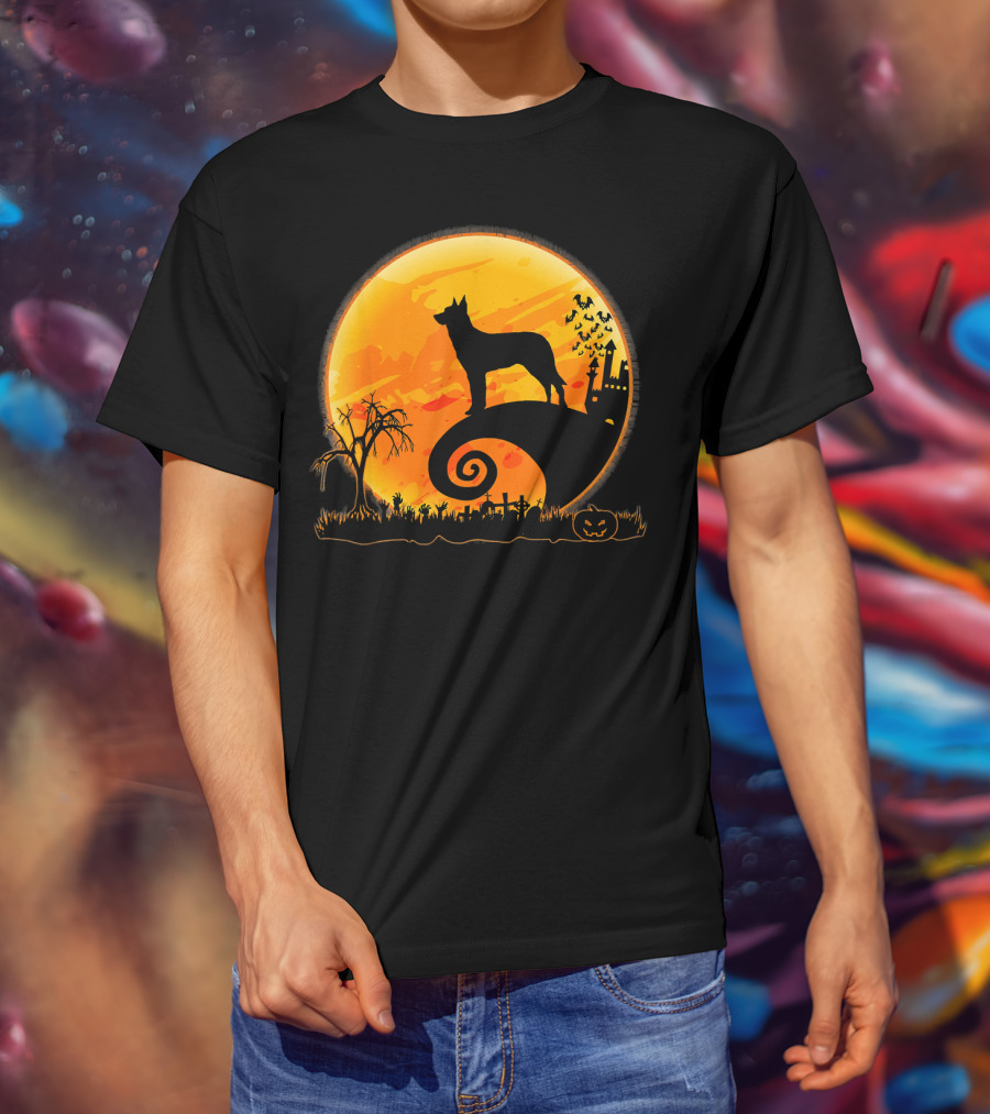Beauceron Dog Halloween Moon Spooky Night Scene T-Shirt