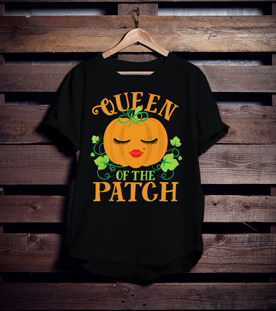 Queen Pumpkin Of The Patch With Vines And Lips T-Shirt