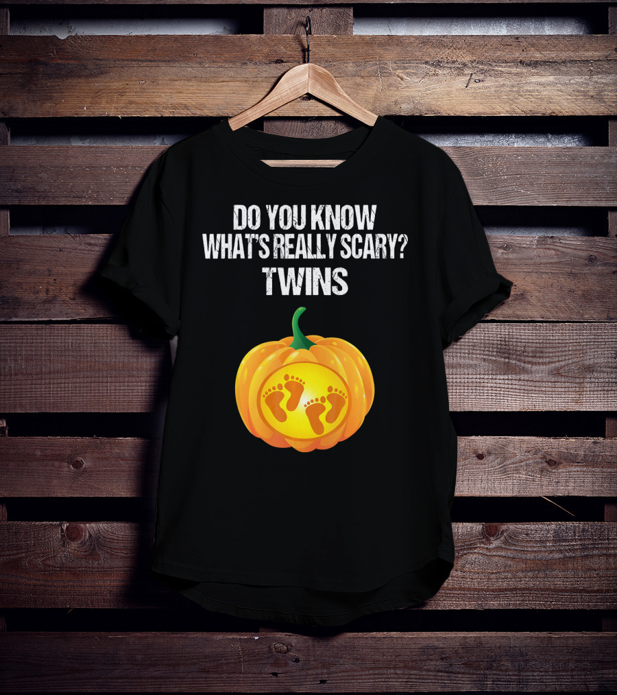 Do You Know What's Really Scary? Twins Pumpkin Belly Pregnancy Announcement T-Shirt