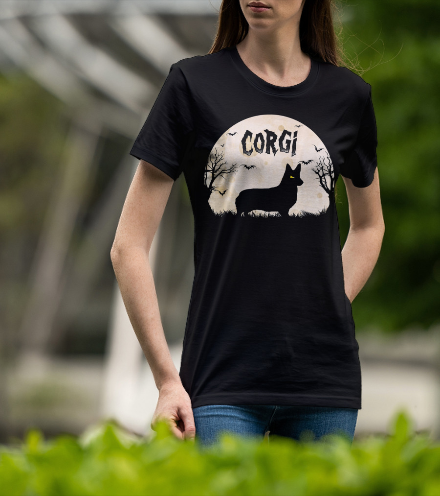 Corgi Halloween Horror Silhouette With Moon And Bats T-Shirt