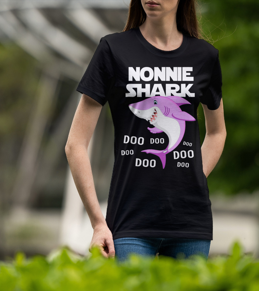 Nonnie Shark Doo Doo Doo Grandma Gift T-Shirt