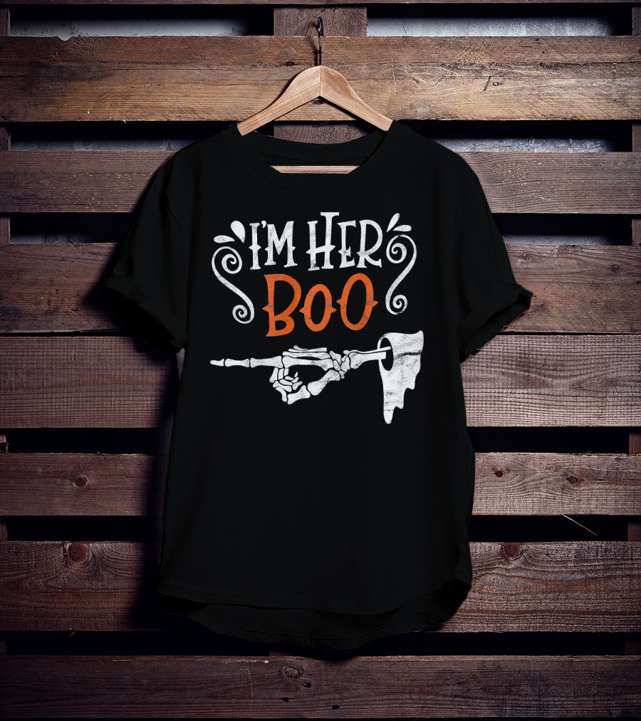 I'm Her Boo Halloween Skeleton Hand Ghost T-Shirt