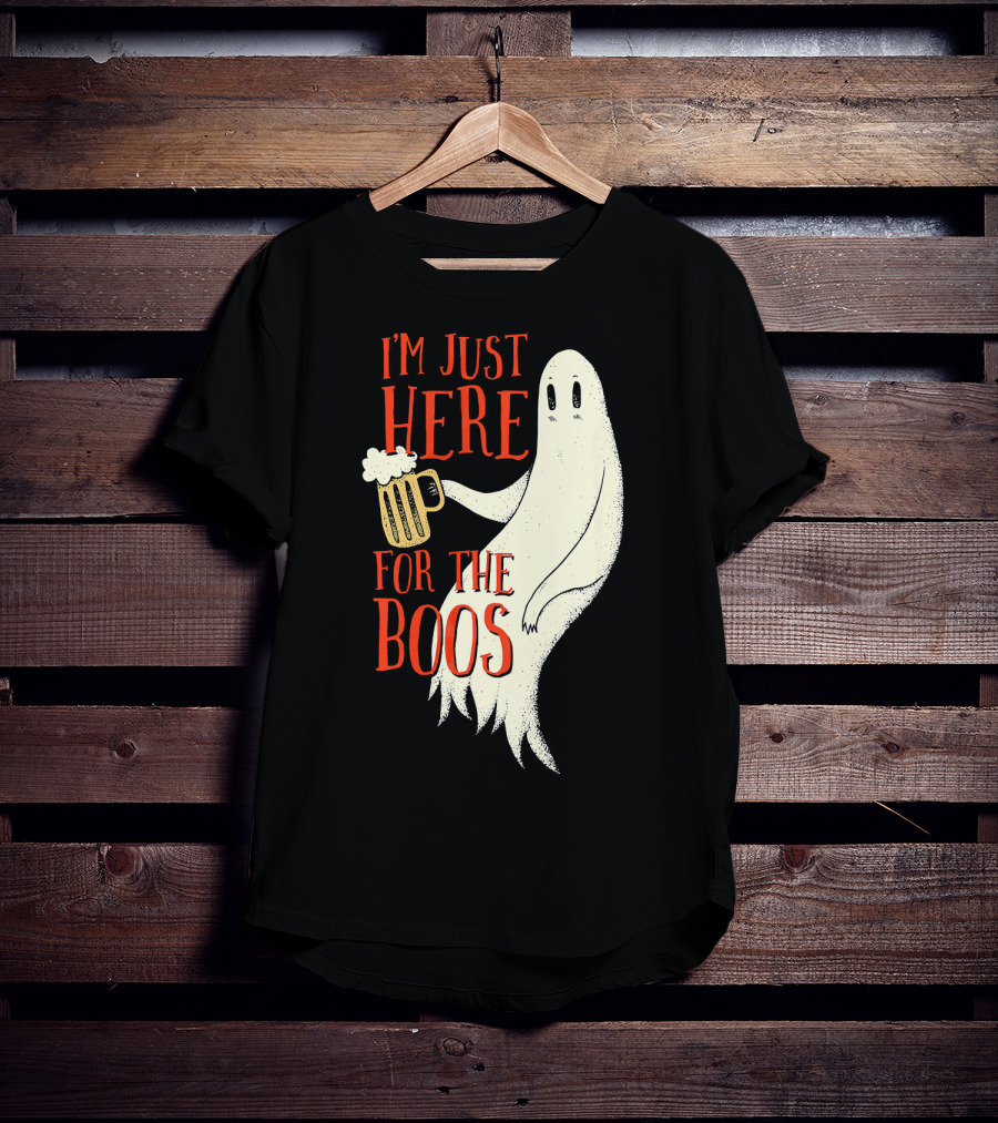 I'm Just Here For The Boos Ghost Holding Beer T-Shirt