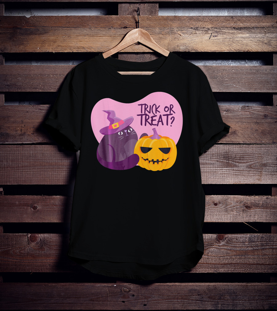 Trick Or Treat Happy Halloween Day Kids Halloween Pump T-Shirt