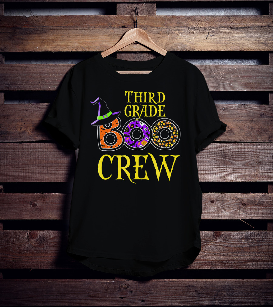 Third Grade Boo Crew Halloween Costume With Witch Hat And Spooky T-Shirt