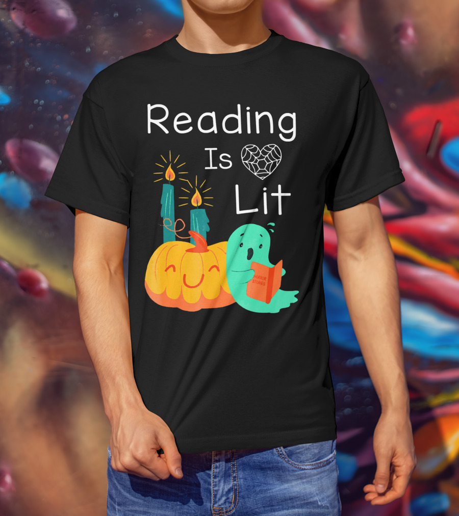 Reading Is Lit Teacher Librarian Halloween Costume Pumpkin Ghost Candles T-Shirt
