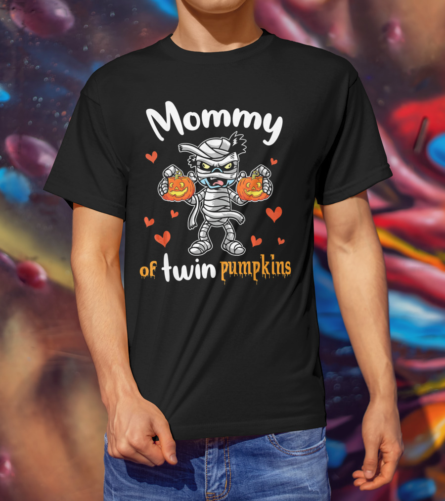 Mommy Of Twin Pumpkins Hearts Mummy T-Shirt