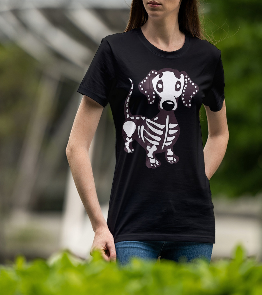 Dachshund Skeleton Skull Creepy Canine Bone T-Shirt