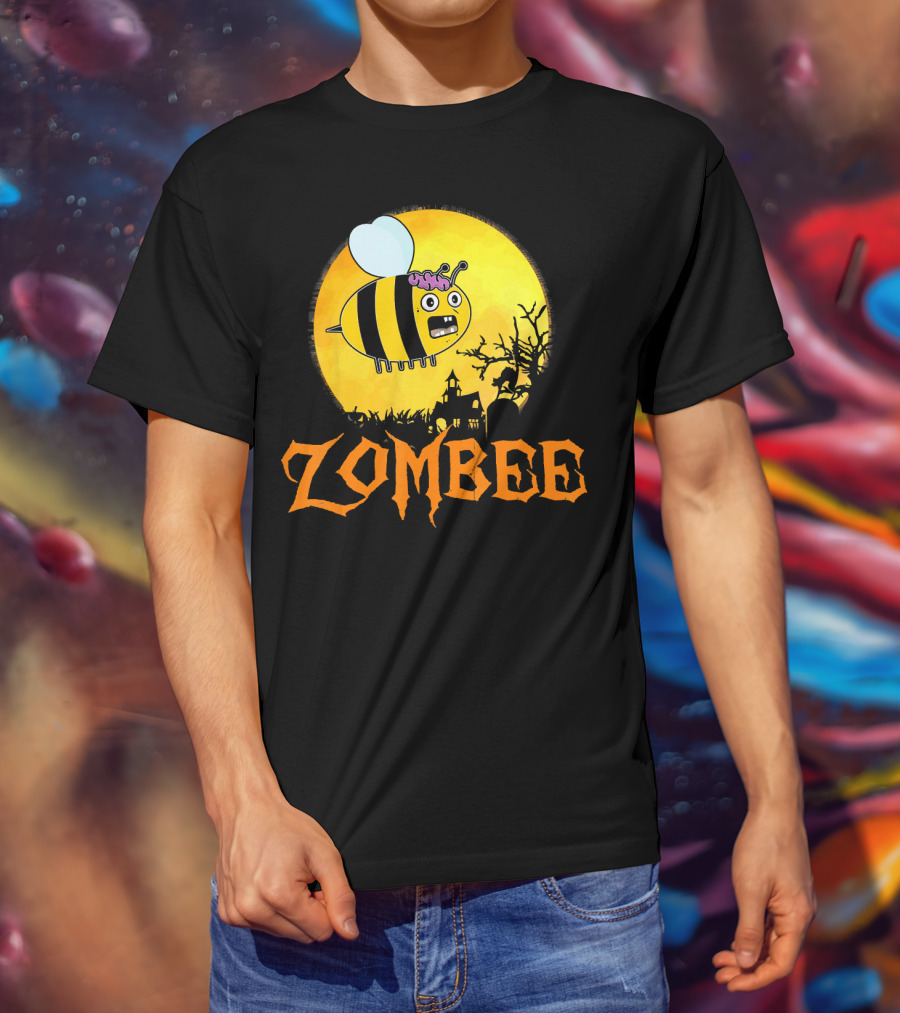 Zombee Funny Zombie Bee Halloween Spooky Moon Scene T-Shirt