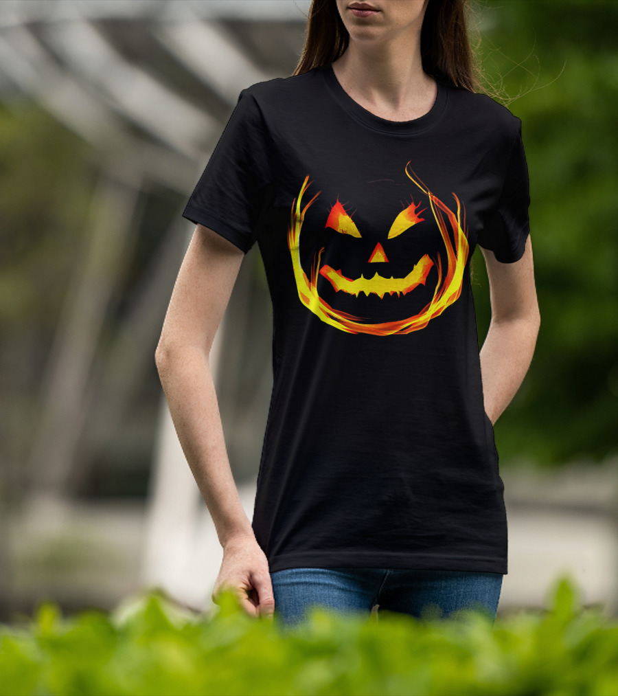 Fun And Spooky Fiery Jack O Lantern Halloween Pumpkin Face T-Shirt