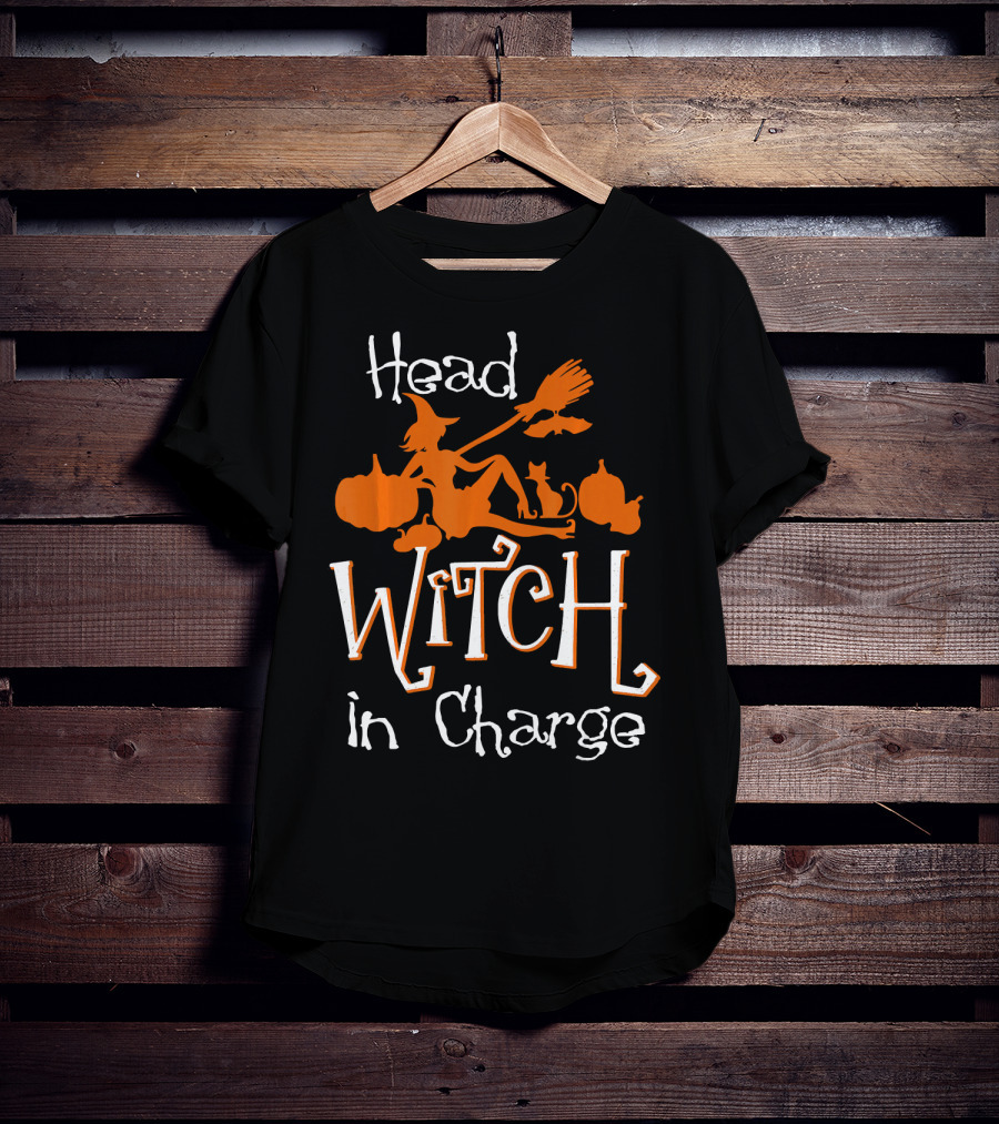 Head Witch In Charge Funny Halloween Pumpkins Broomstick Cat T-Shirt