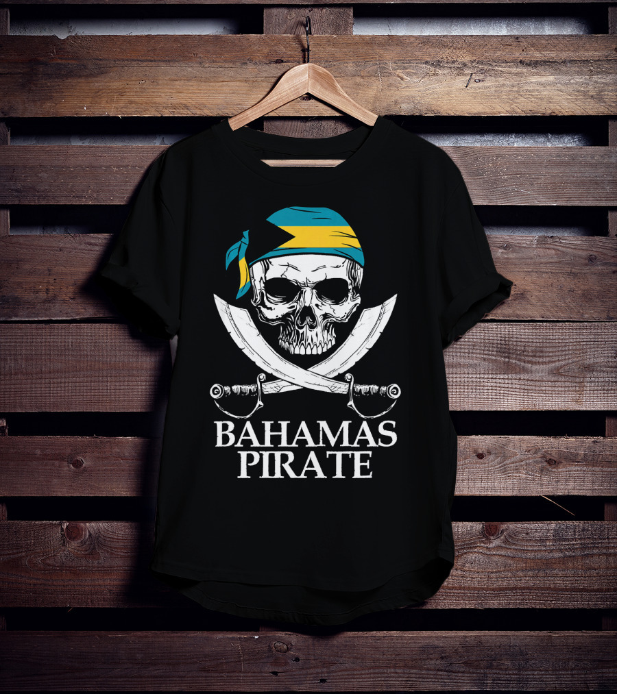 Bahamas Pirate Skull Crossed Cutlasses Jolly Roger Flag Bandana T-Shirt