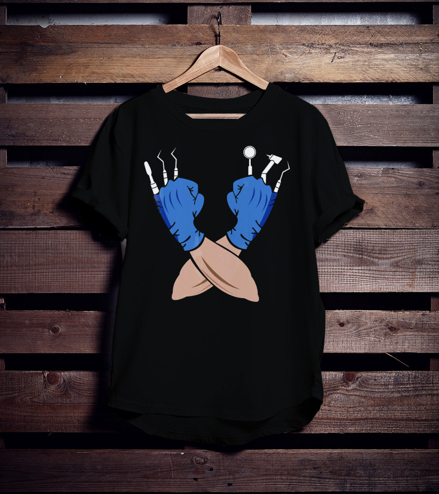 DENTIST JOB Wolve Claws With Funny Witch Dental Tools T-Shirt