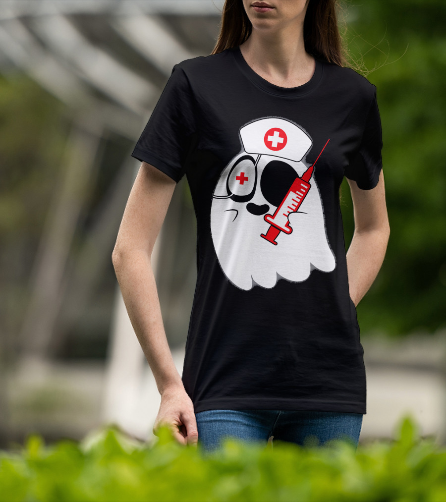 Funny Ghost Nurse Emoji With Syringe Nurse Hat T-Shirt
