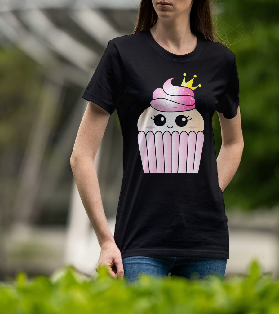 Sweet Pink Cupcake Muffin Queen Kawaii Crown T-Shirt