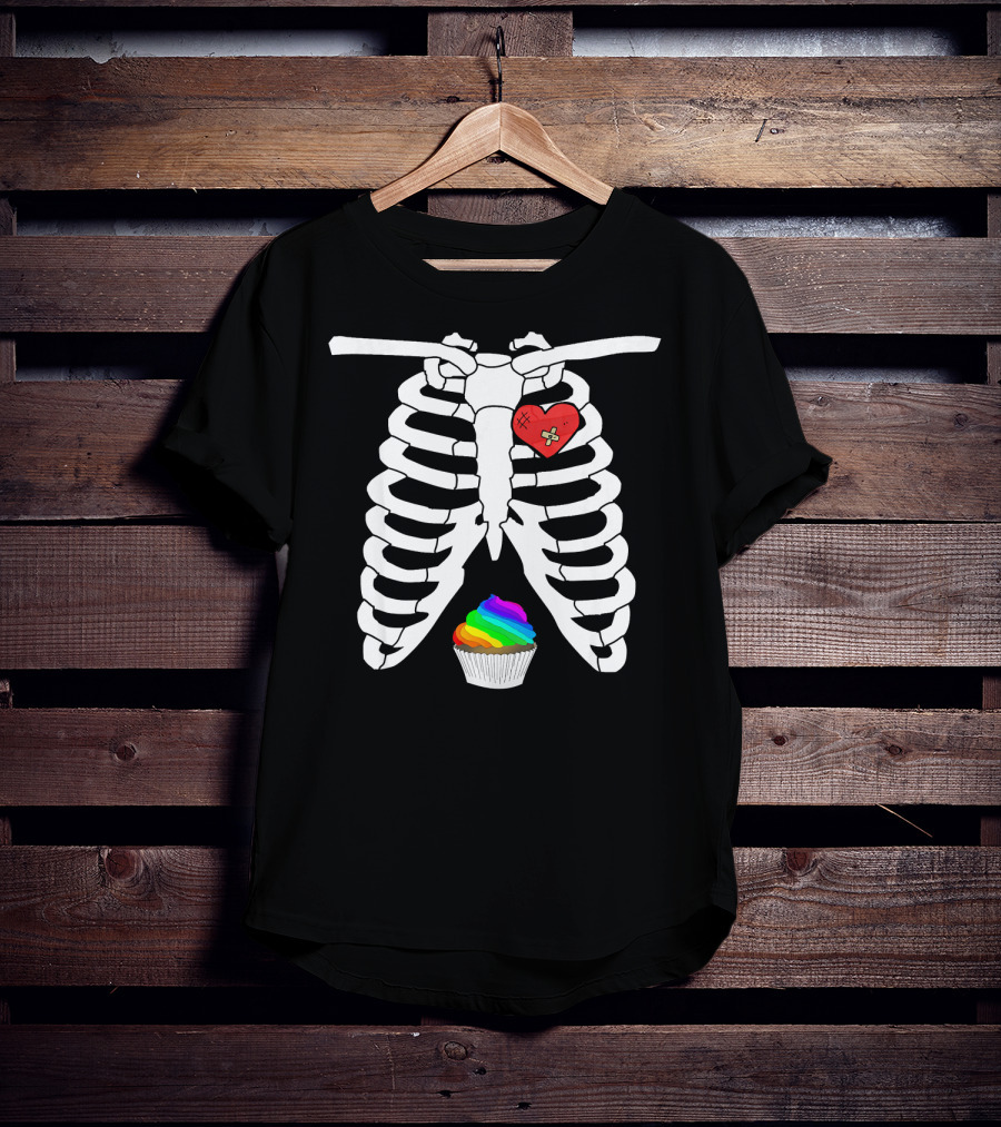 Halloween Skeleton X Ray Rainbow Cupcake Heart T-Shirt