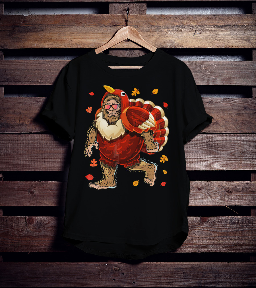 Thanksgiving Bigfoot Turkey Costume Fall Leaves T-Shirt