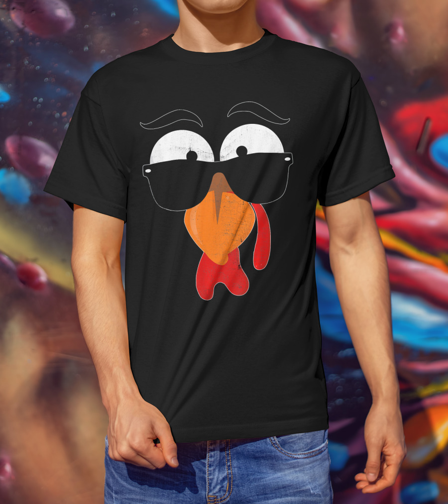 Funny Turkey Face Costume Thanksgiving Humor T-Shirt