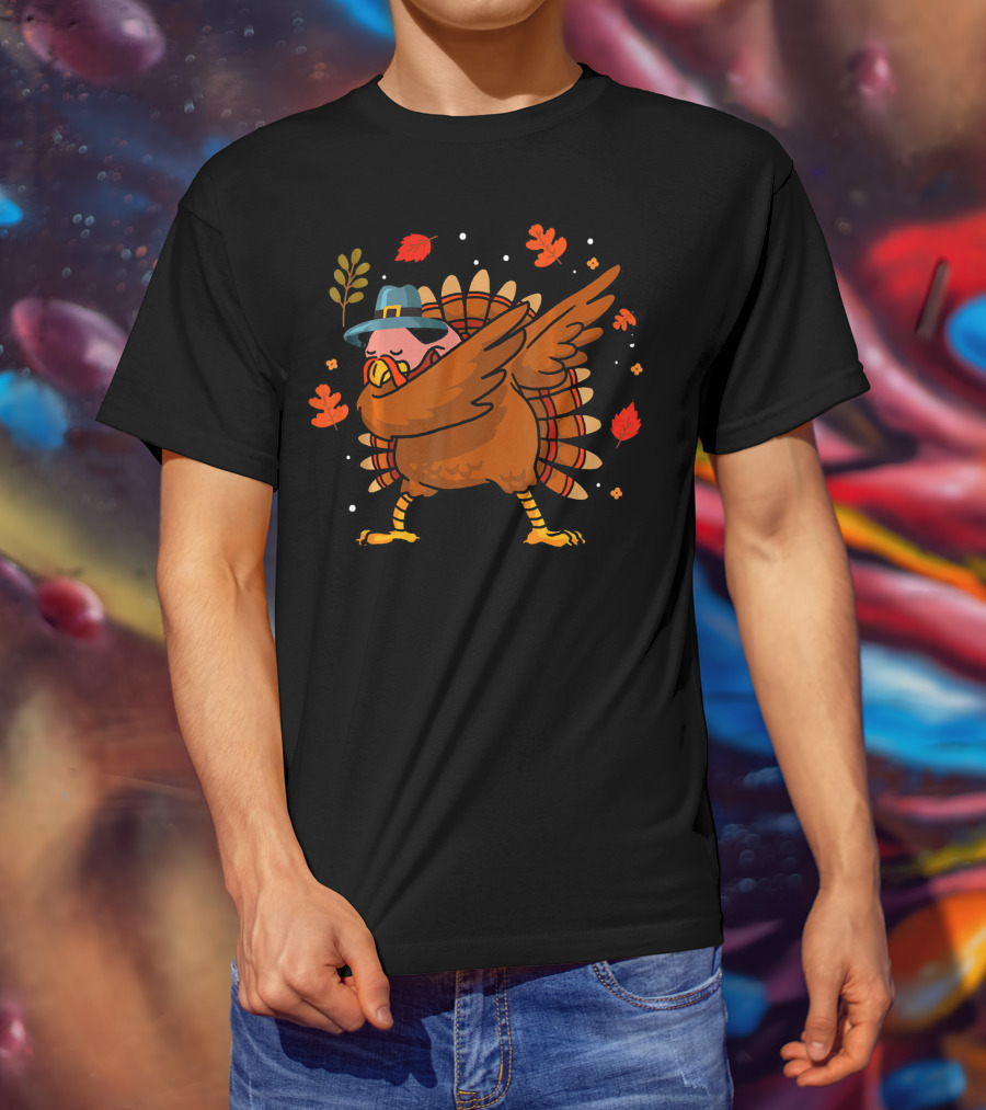 Thanksgiving Turkey Dabbing With Pilgrim Hat And Autumn Leaves T-Shirt