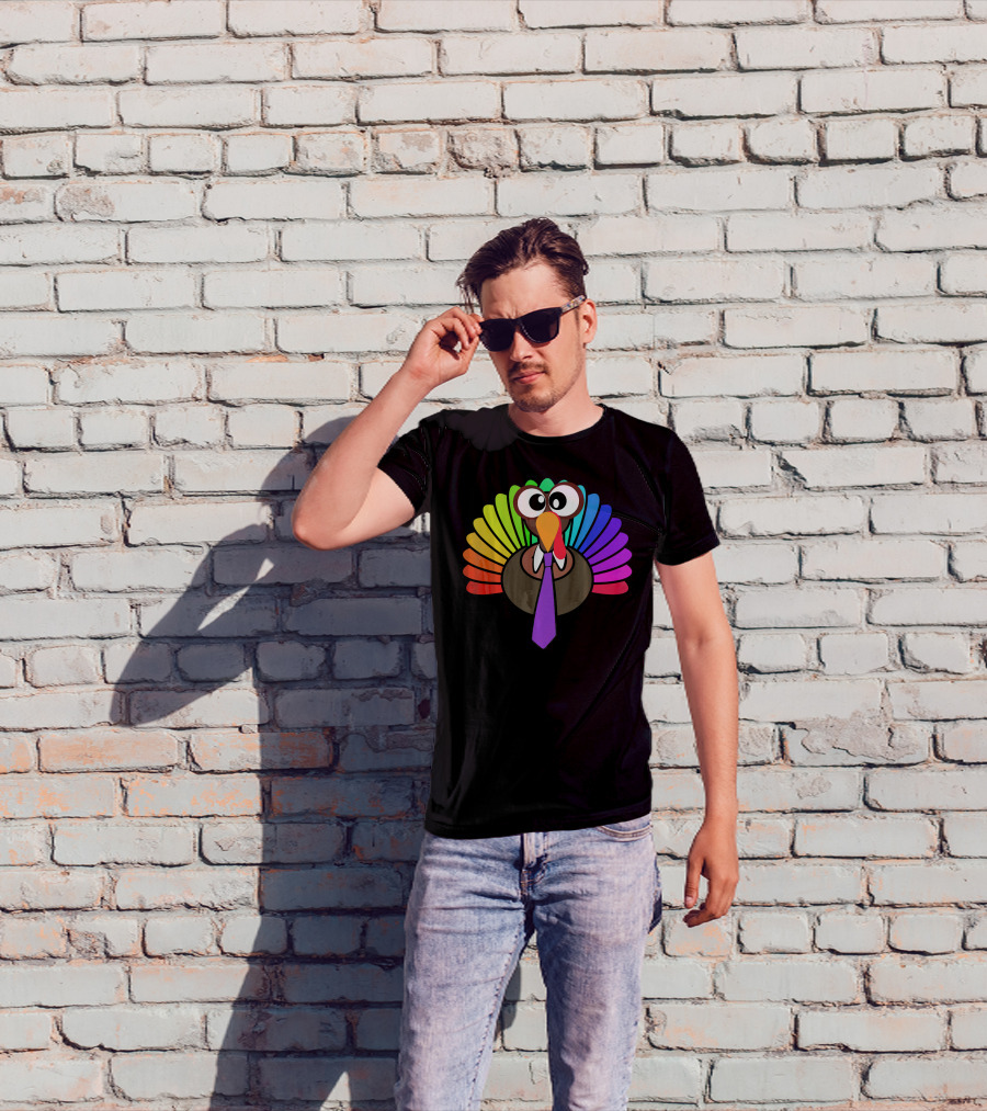 Turkey Face Tie Thanksgiving Colorful Feathers T-Shirt