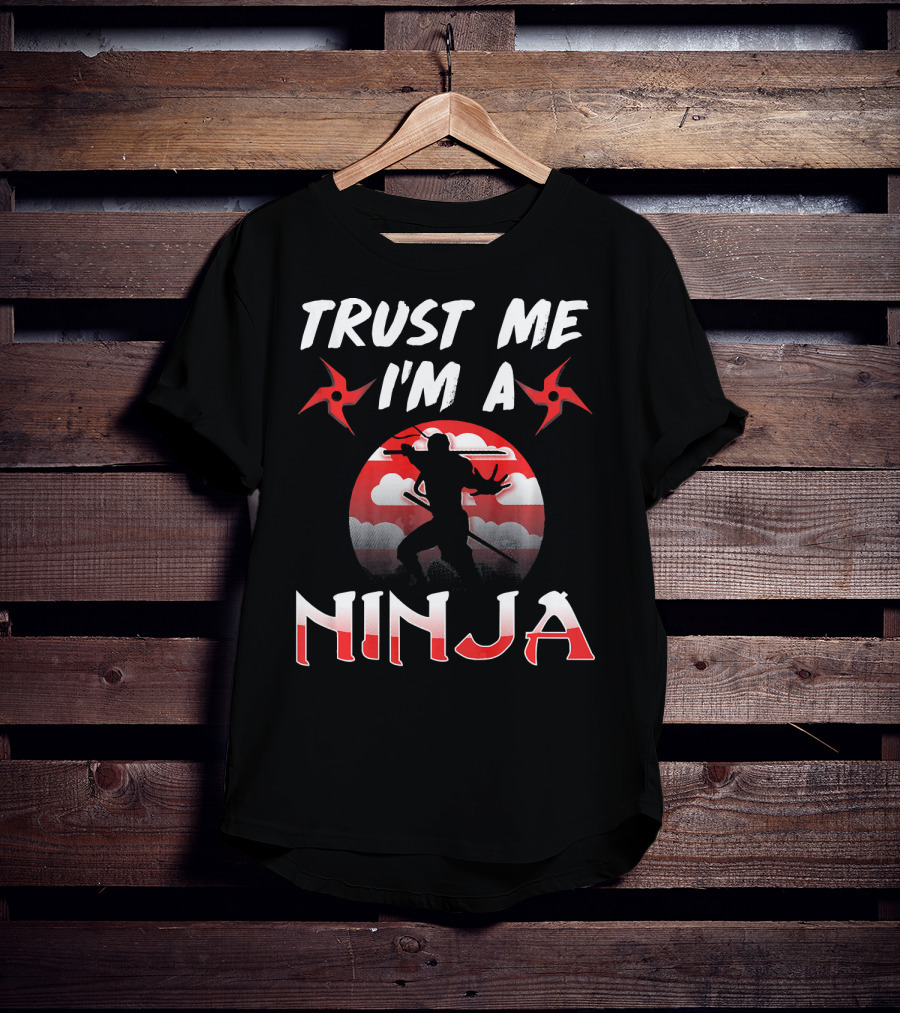 Trust Me I'm A Ninja Shuriken Shadow Silhouette With Red Circle Background T-Shirt