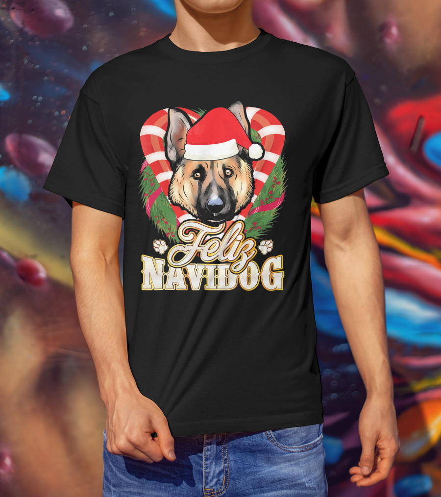 Feliz Navidog German Shepherd Santa Hat Christmas Wreath T-Shirt