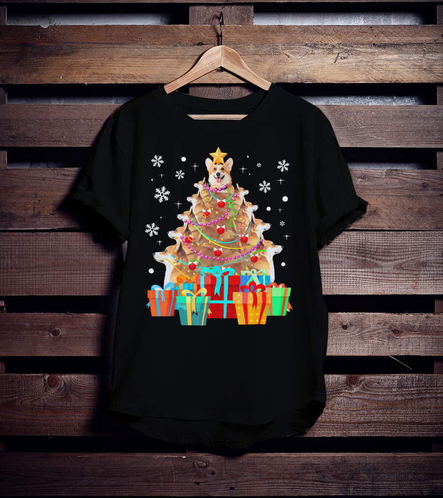 Corgi Christmas Tree With Decorations And Presents T-Shirt