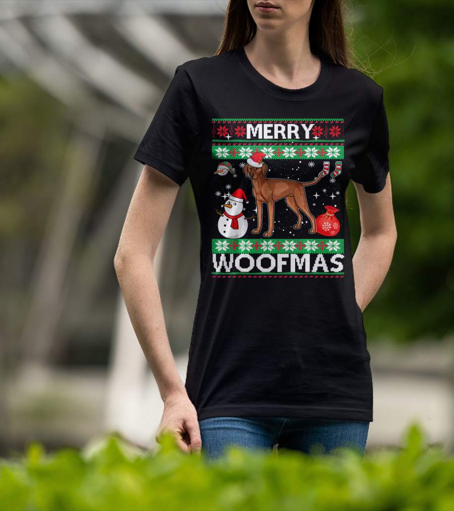 Merry Woofmas Vizsla Dog Festive Snowman Santa Hat T-Shirt