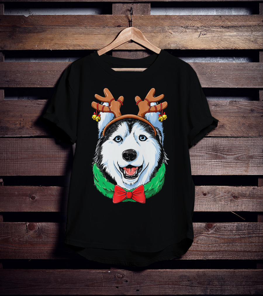Siberian Husky With Reindeer Antlers Christmas Wreath Bow And Bells T-Shirt