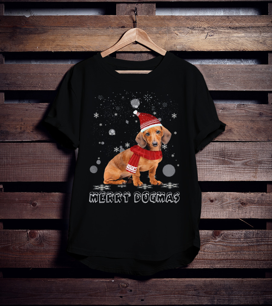 Merry Dogmas Dachshund Dog In Snow With Santa Hat And Scarf T-Shirt