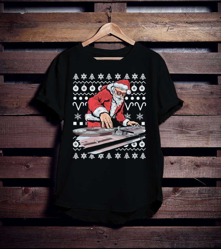 Santa Claus DJ Remixing Holiday Beats T-Shirt