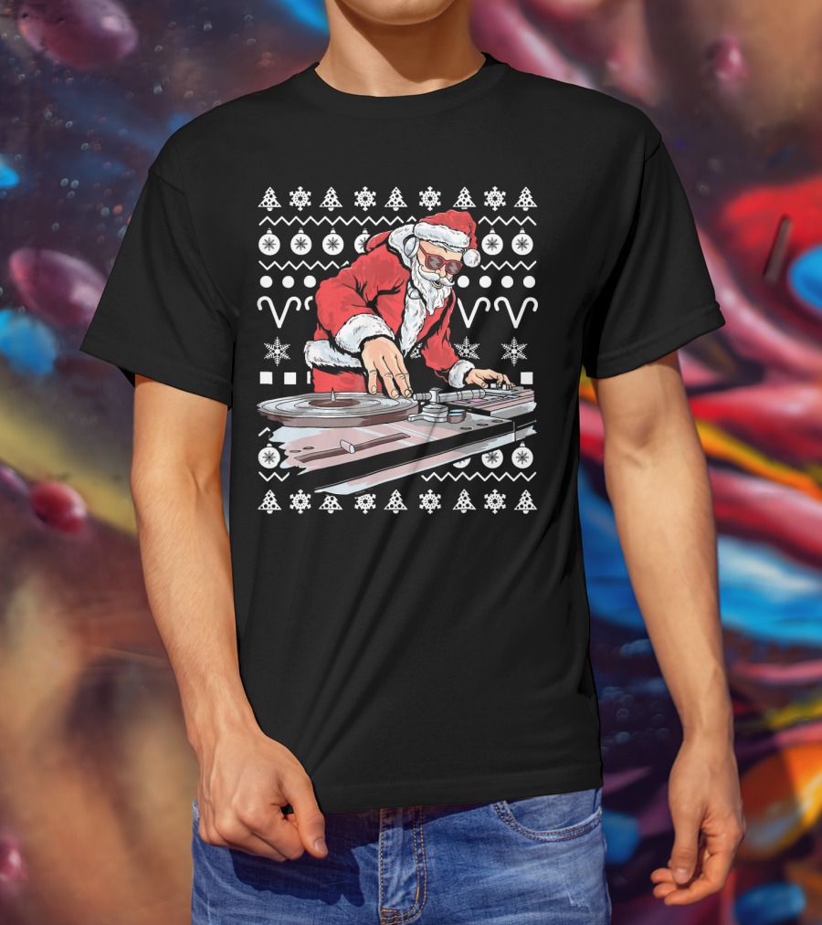 Santa Claus DJ Remixing Holiday Beats T-Shirt