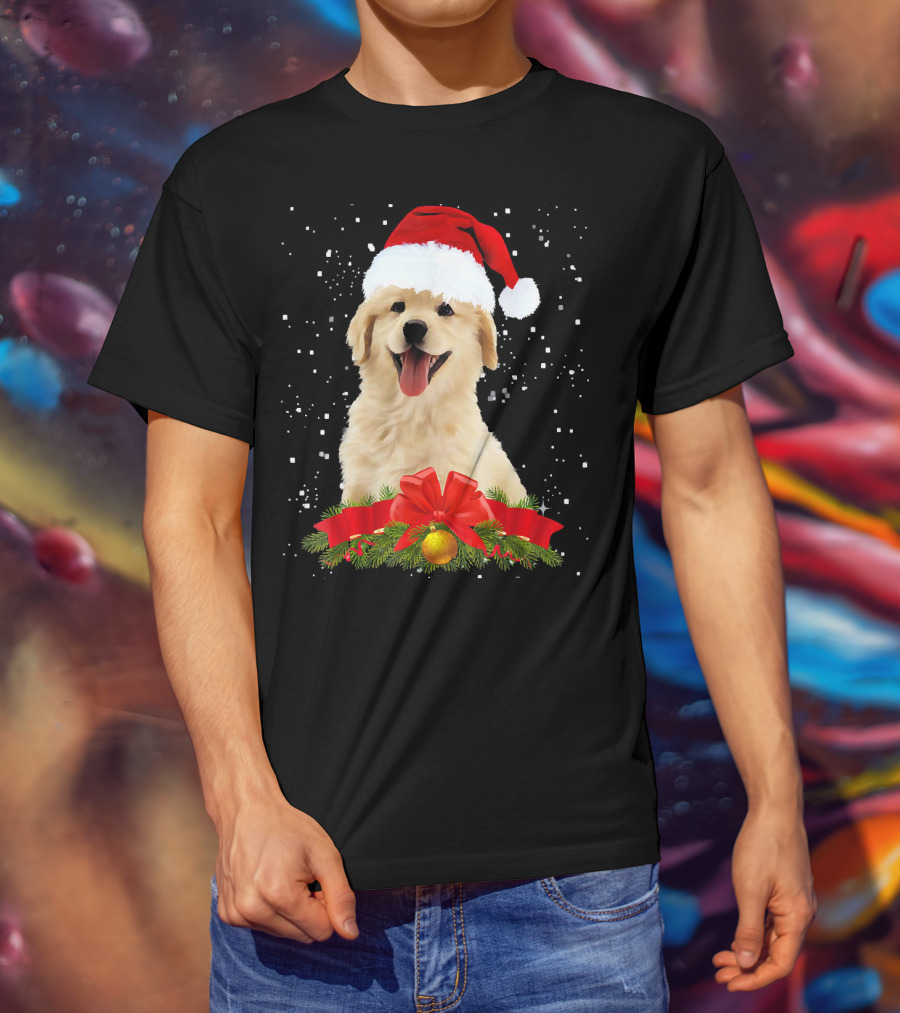 Golden Retriever Santa Hat Christmas Wreath T-Shirt