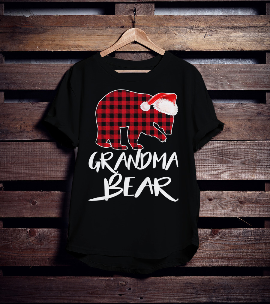 Grandma Bear Red Plaid Santa Hat T-Shirt