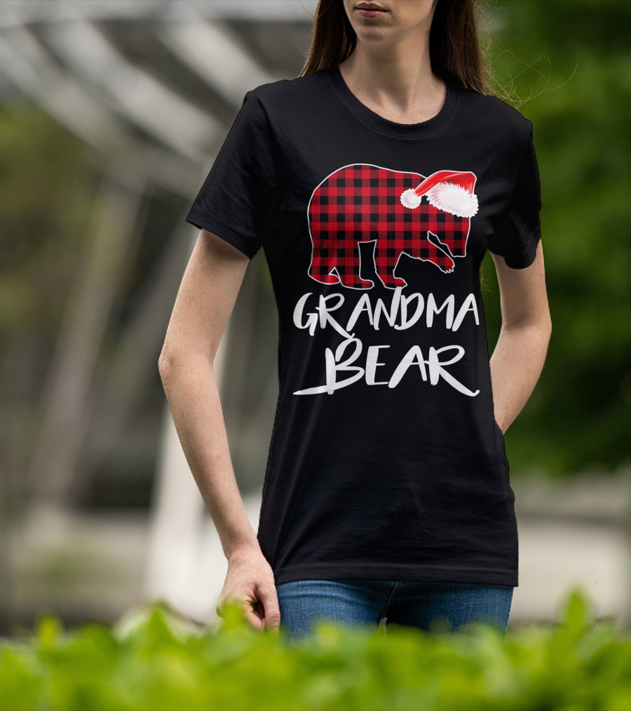 Grandma Bear Red Plaid Santa Hat T-Shirt
