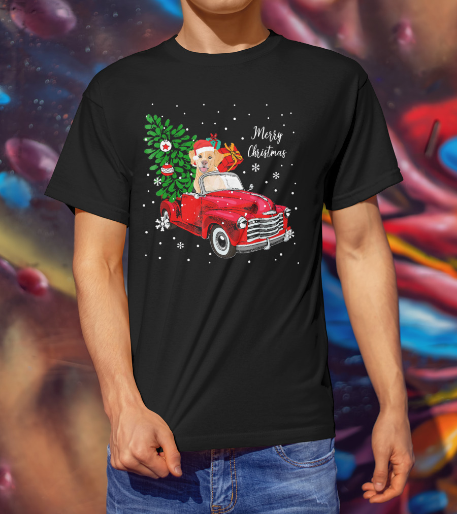 Merry Christmas Santa Labrador Dog Riding Red Truck With Presents And Tree T-Shirt