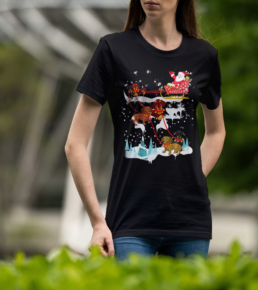 Santa Sleigh With Dachshund Reindeer Christmas Scene T-Shirt