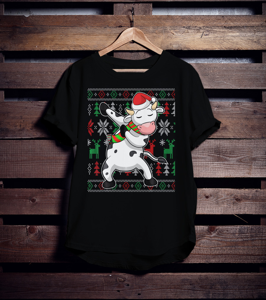 Ugly Christmas Dabbing Santa Cow With Festive Reindeer And Snowflakes T-Shirt
