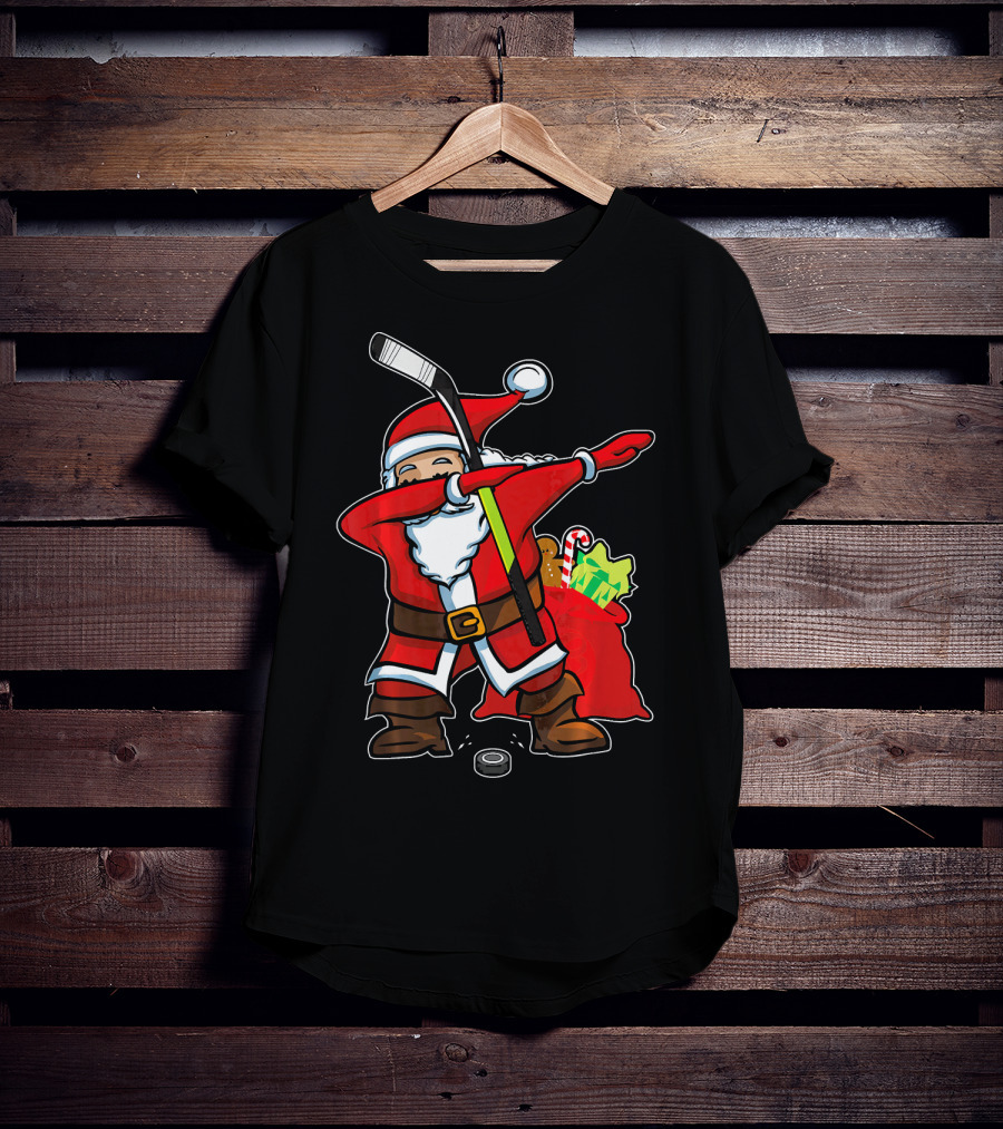Santa Dabbing With Hockey Stick Christmas Hip Hop With Gifts And Hockey Puck T-Shirt