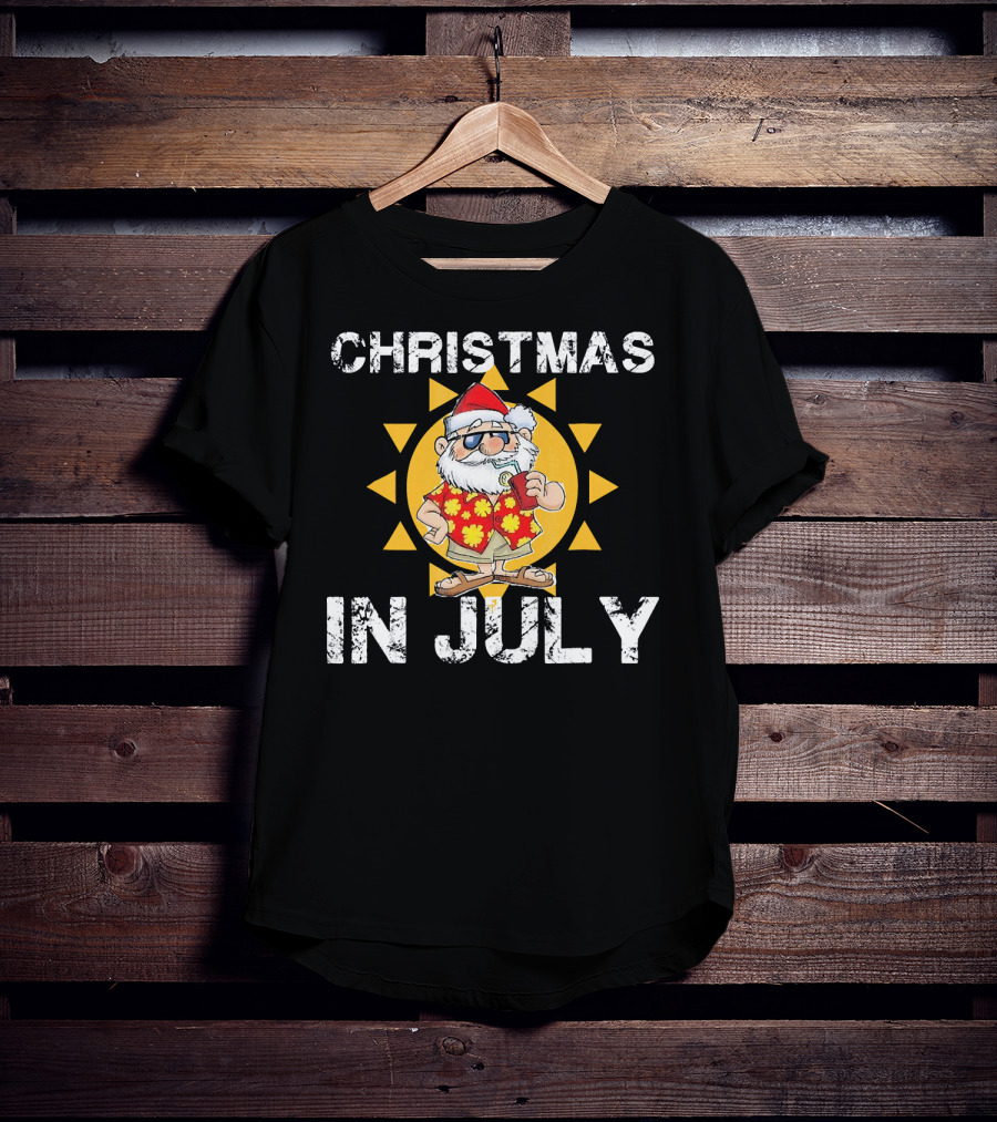 Christmas In July Funny Santa In Hawaiian Shirt With Sunglasses And Drink T-Shirt