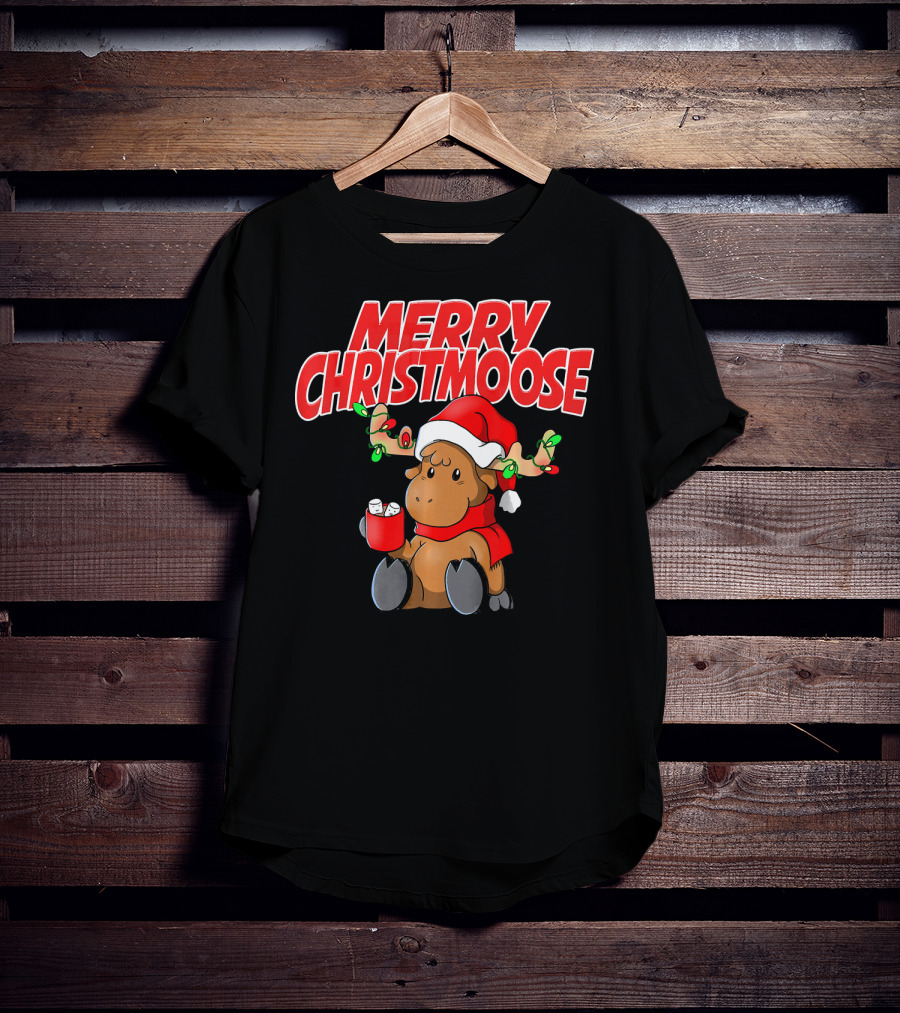 Merry Christmoose Funny Holiday Pun Moose With Santa Hat And Hot Cocoa T-Shirt