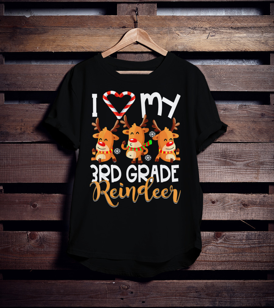 I Love My 3rd Grade Reindeer Christmas Design With Candy Cane Heart And Cute Reindeer Trio T-Shirt