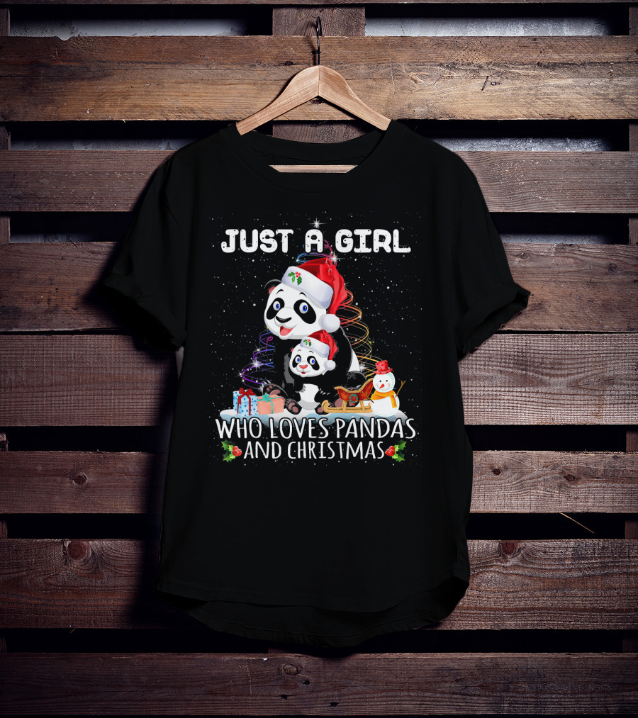 Just A Girl Who Loves Pandas And Christmas T-Shirt