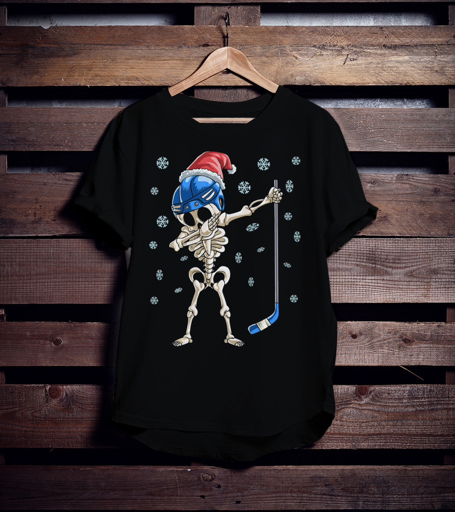 Santa Hat Dabbing Skeleton Ice Hockey With Snowflakes T-Shirt