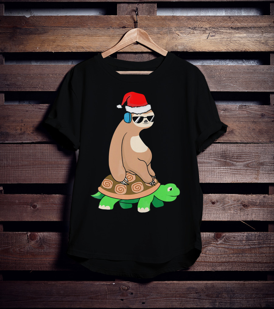 Xmas Sloth Riding Turtle Lazy Sloth Santa Hat Sunglasses T-Shirt