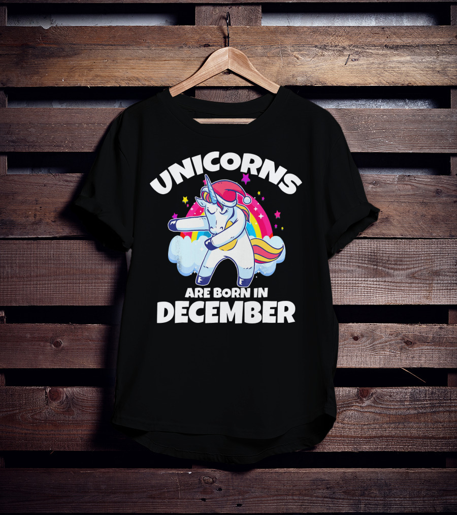 Unicorns Are Born In December Dabbing Unicorn Rainbow Stars Santa Hat T-Shirt