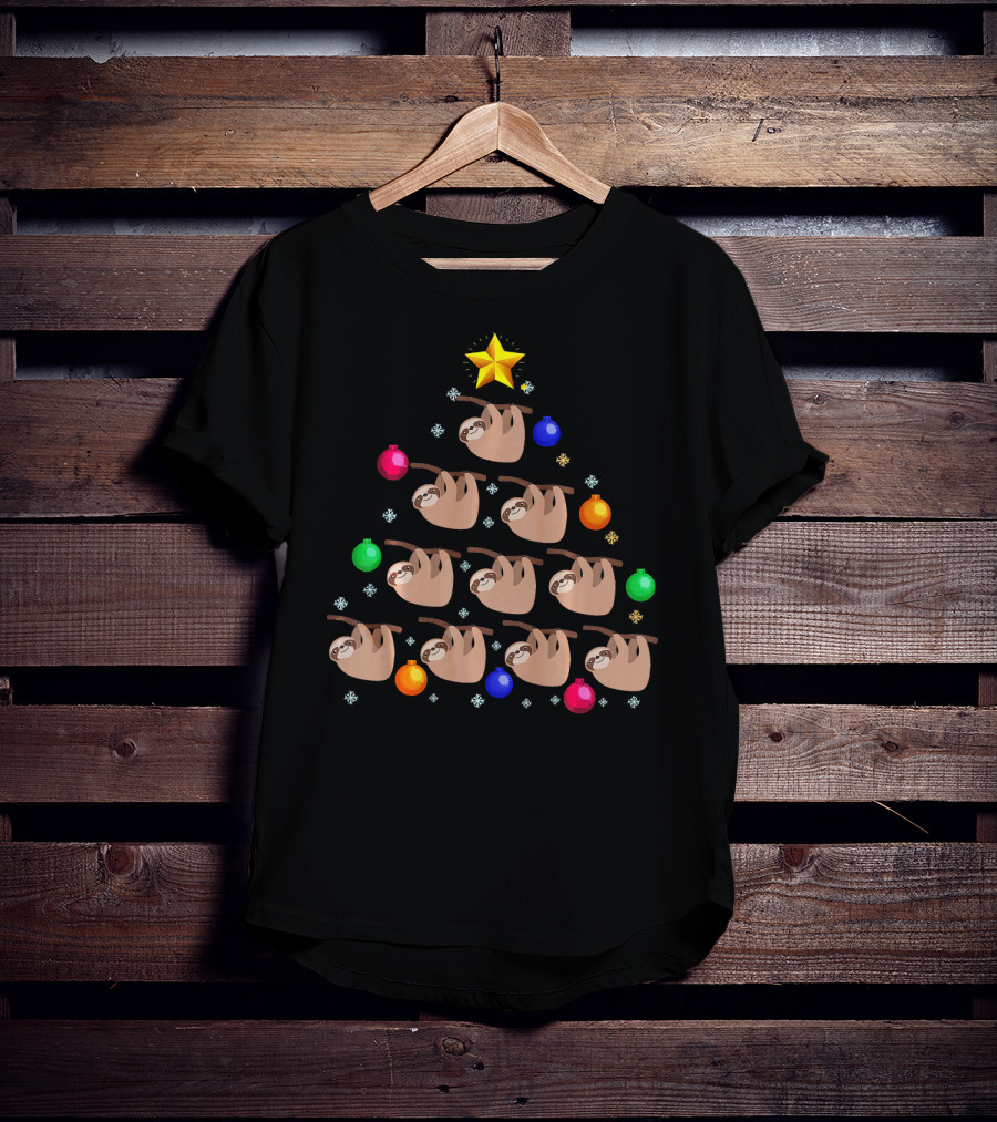 Sloth Hanging On Christmas Tree Ornaments With Star And Snowflakes T-Shirt