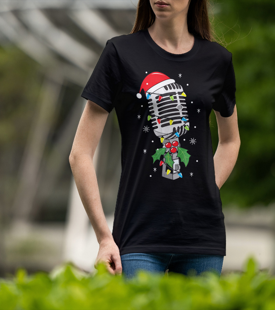 Retro Microphone With Santa Hat And Holiday Lights T-Shirt